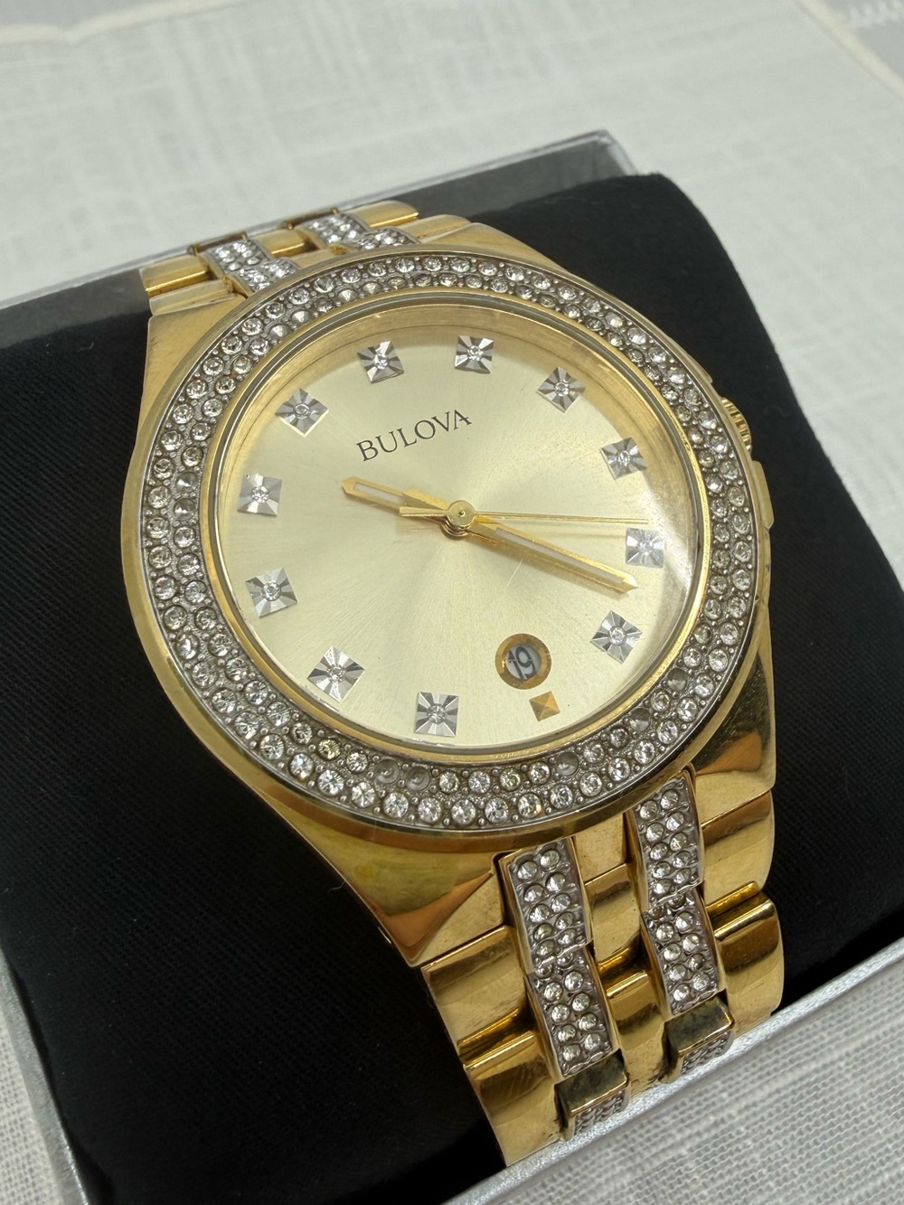 2020 Bulova Crystal Collection 42mm Quartz Watch - Clean W/box!